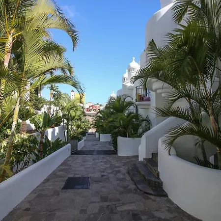 Espacios Blanco Adeje Paradise