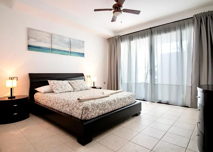 Espacios Blanco Adeje Paradise Апартаменти Адехе