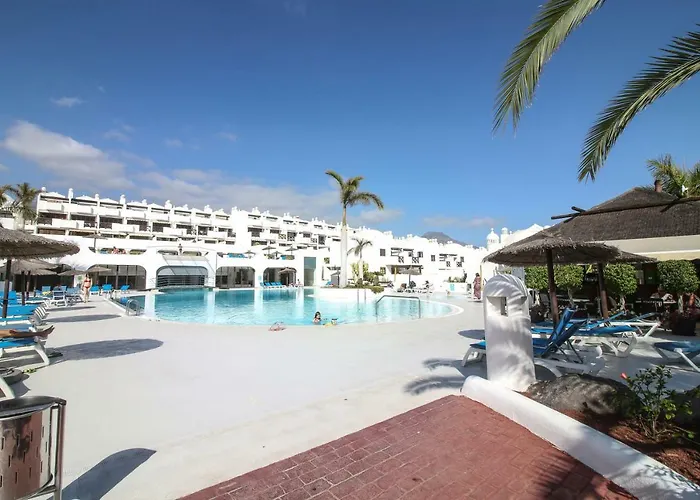 Апартаменти Espacios Blanco Adeje Paradise